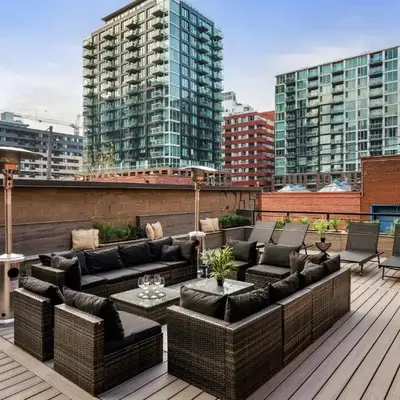 The Griffin ApartHotel- Downtown