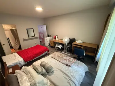 Gallery image of Montréal Downtown Private Rooms Across Polytechnique in Montréal