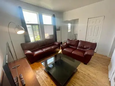 Gallery image of FULL KITCHEN 12min from DTOWN Room B in Montréal